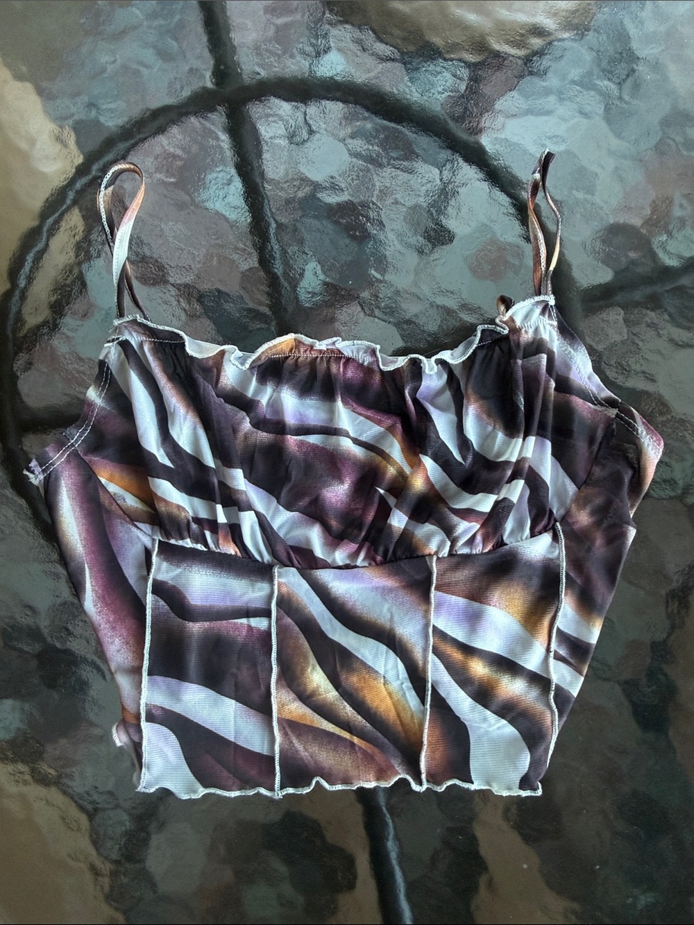 Mesh abstract tank
